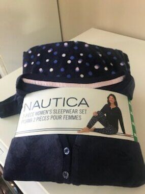 BRAND NEW - Nautica Sleep set